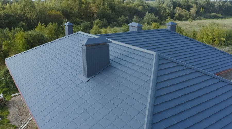 Expert new roof installation services in Ewing, IL